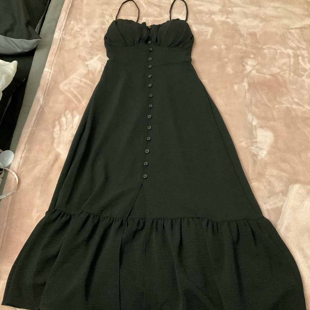 Elegant Black Spaghetti Strap Dress